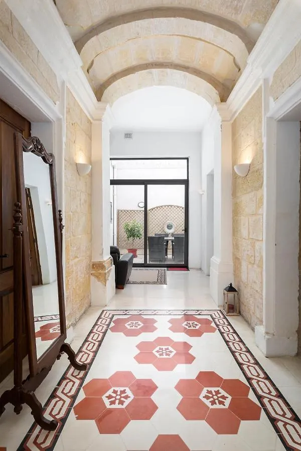 Traditional & Modern Maltese Townhouse - Rooftop Terrace And Sea Views, Close To Birgu Waterfront Cospicua 0*,