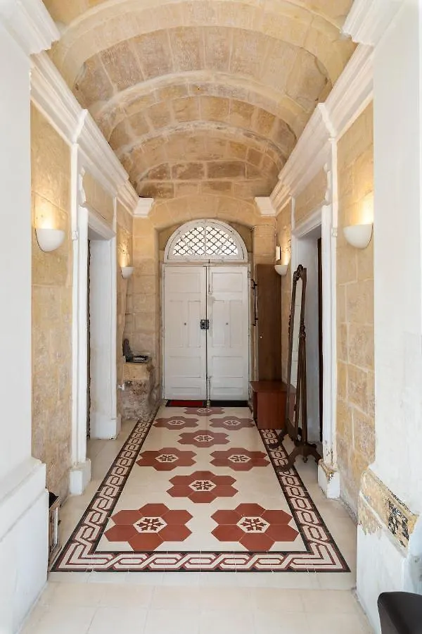 Traditional & Modern Maltese Townhouse - Rooftop Terrace And Sea Views, Close To Birgu Waterfront Cospicua 0*,  Malta