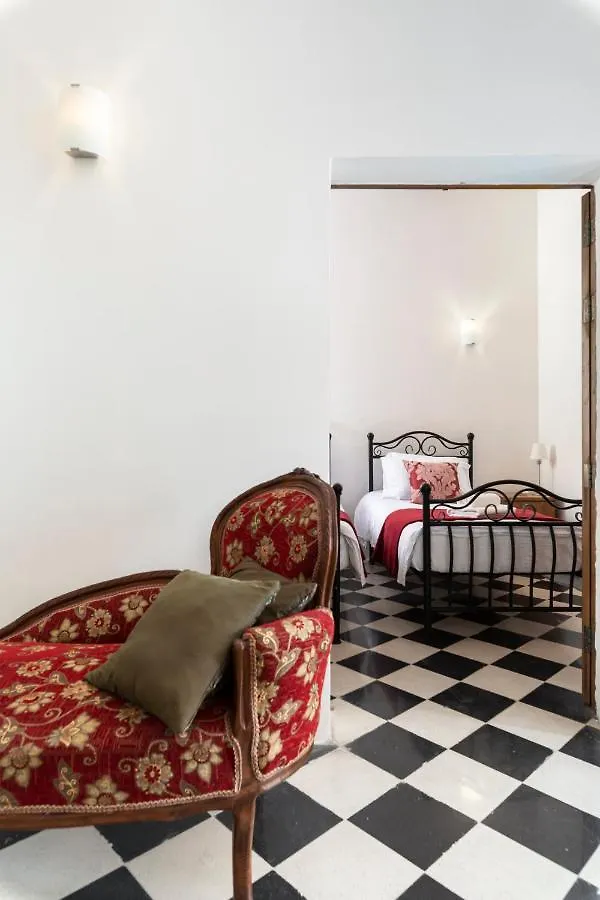 Traditional & Modern Maltese Townhouse - Rooftop Terrace And Sea Views, Close To Birgu Waterfront Cospicua Malta