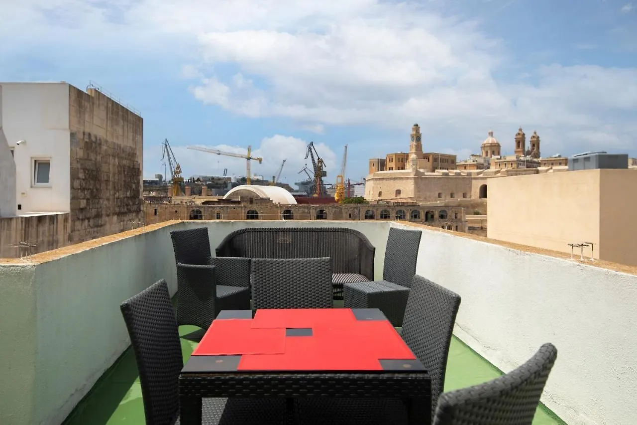 Traditional & Modern Maltese Townhouse - Rooftop Terrace And Sea Views, Close To Birgu Waterfront Cospicua 0*,  Malta